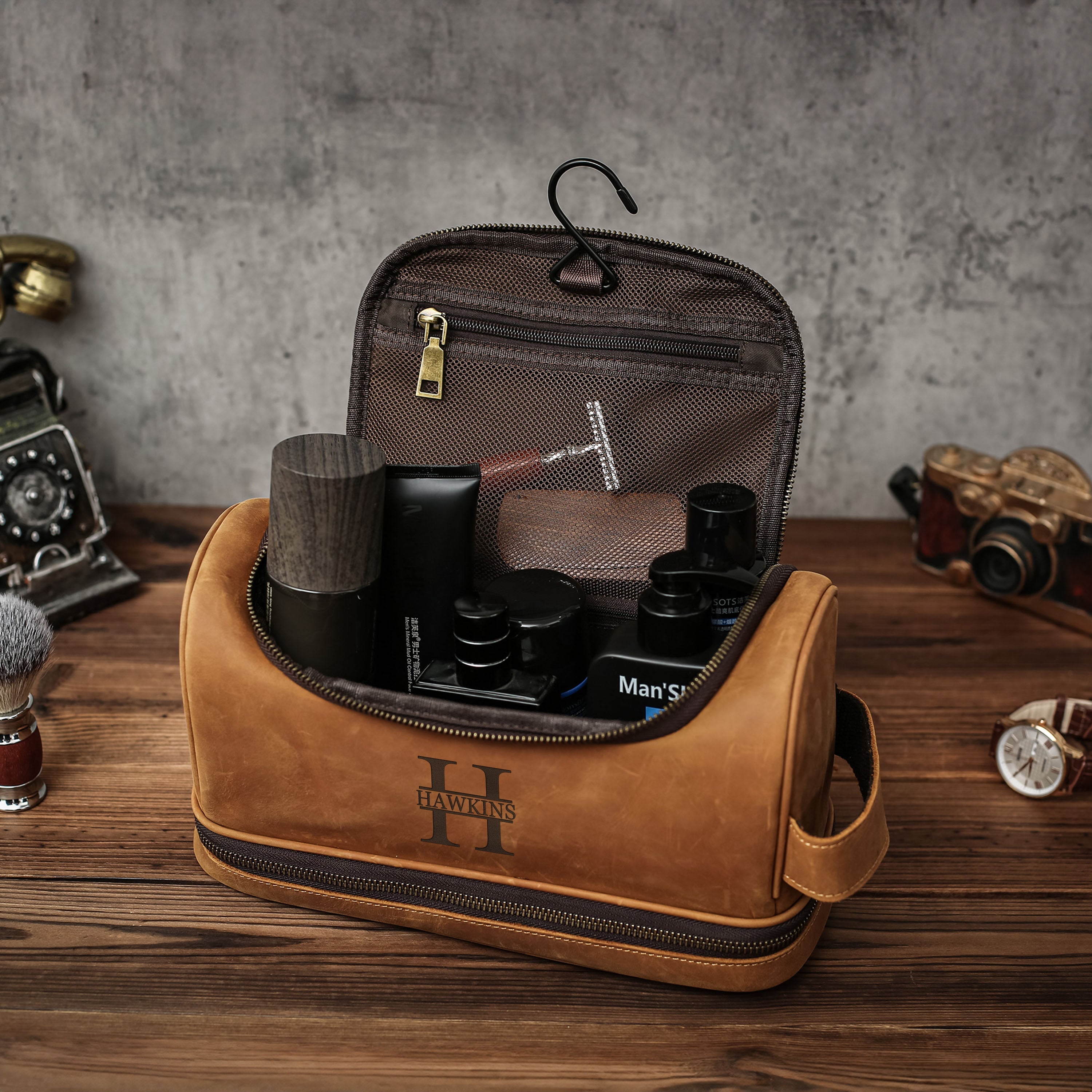 Personalized Men's Leather Toiletry Bag