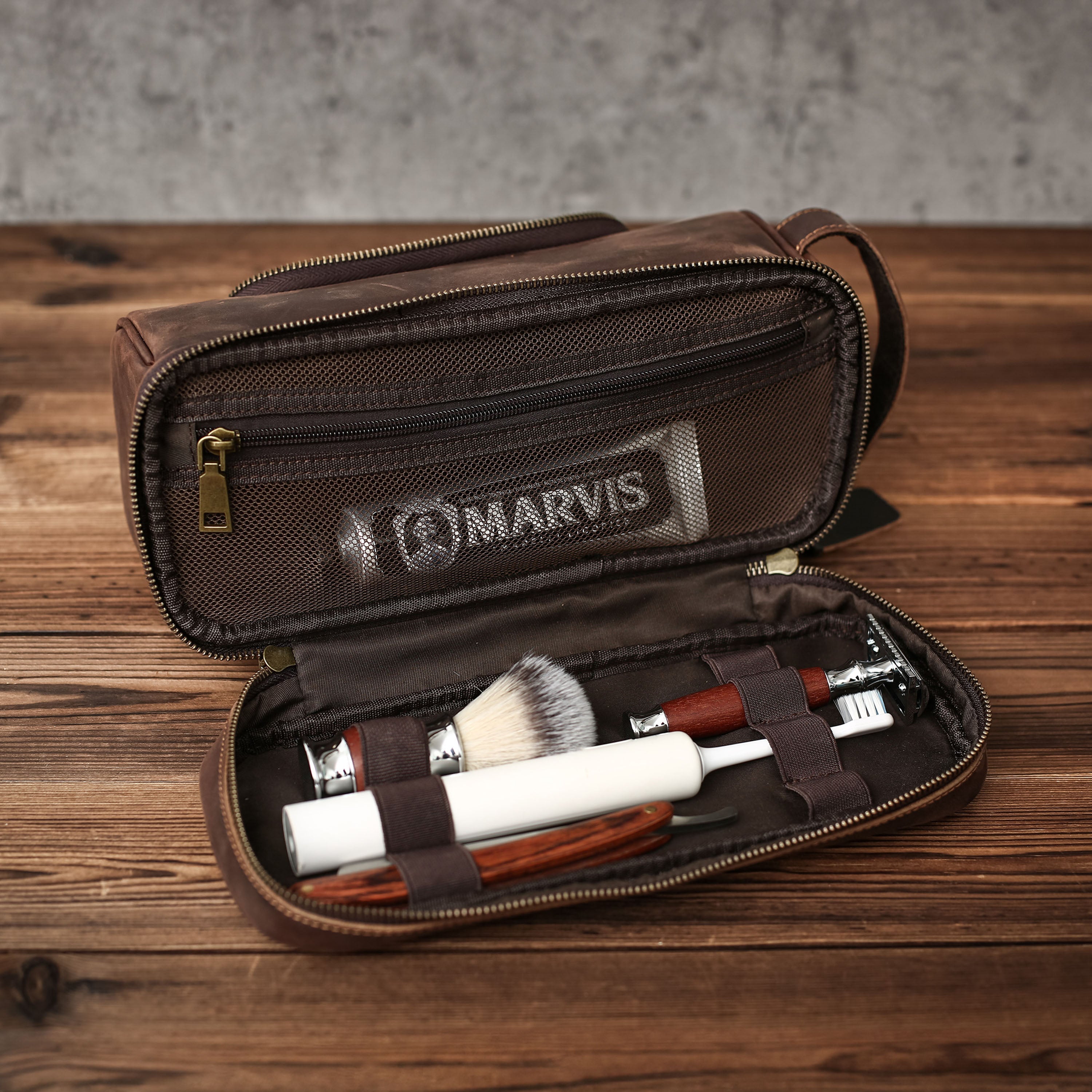 Personalized Men's Leather Toiletry Bag